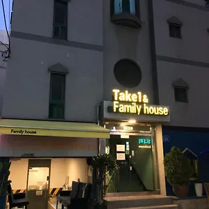 Хостел Take 1 Hongdae, Сеул
